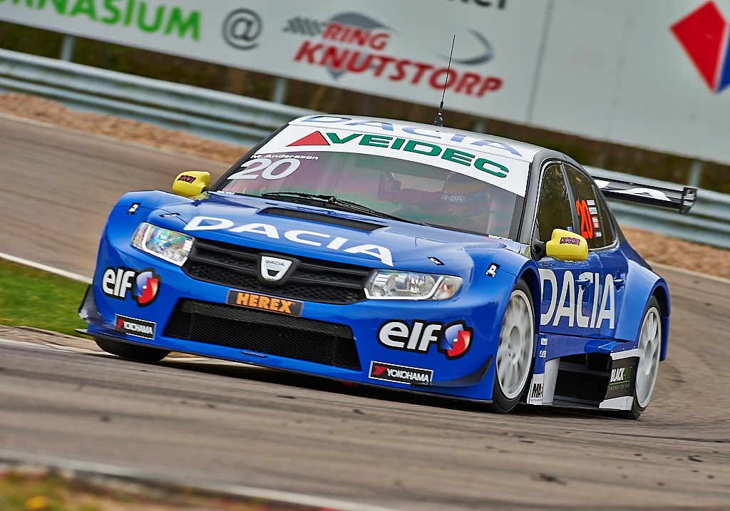 Mattias Andersson i sin DACIA
(Foto: Tommy Hostrup Galskjær)